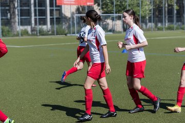 Bild 14 - wCJ Germania Schnelsen - Walddoerfer SV : Ergebnis: 0:6